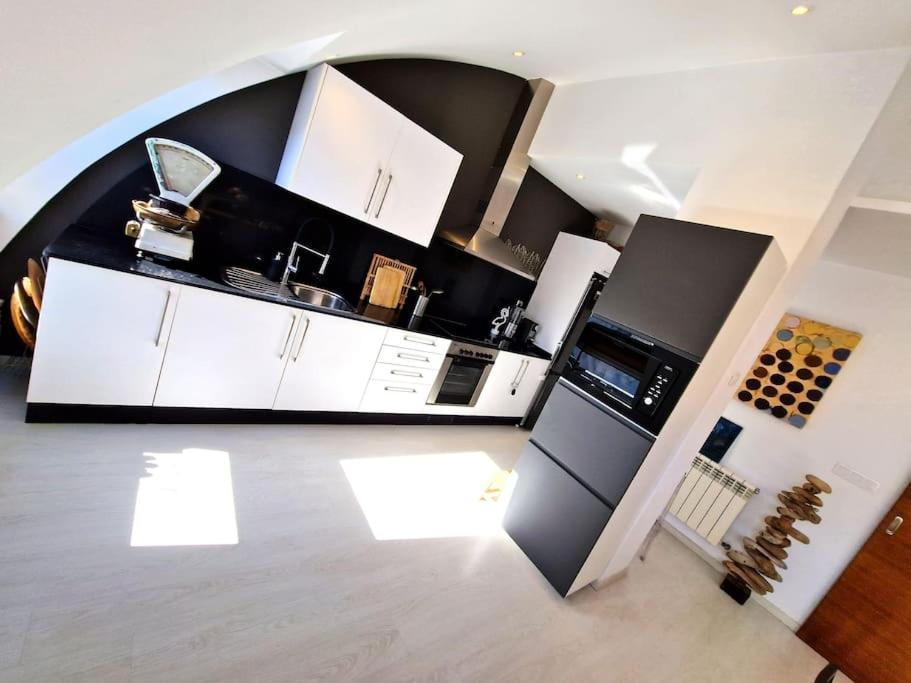 Apartamento Deluxe Vistas Al Mar Burela Экстерьер фото