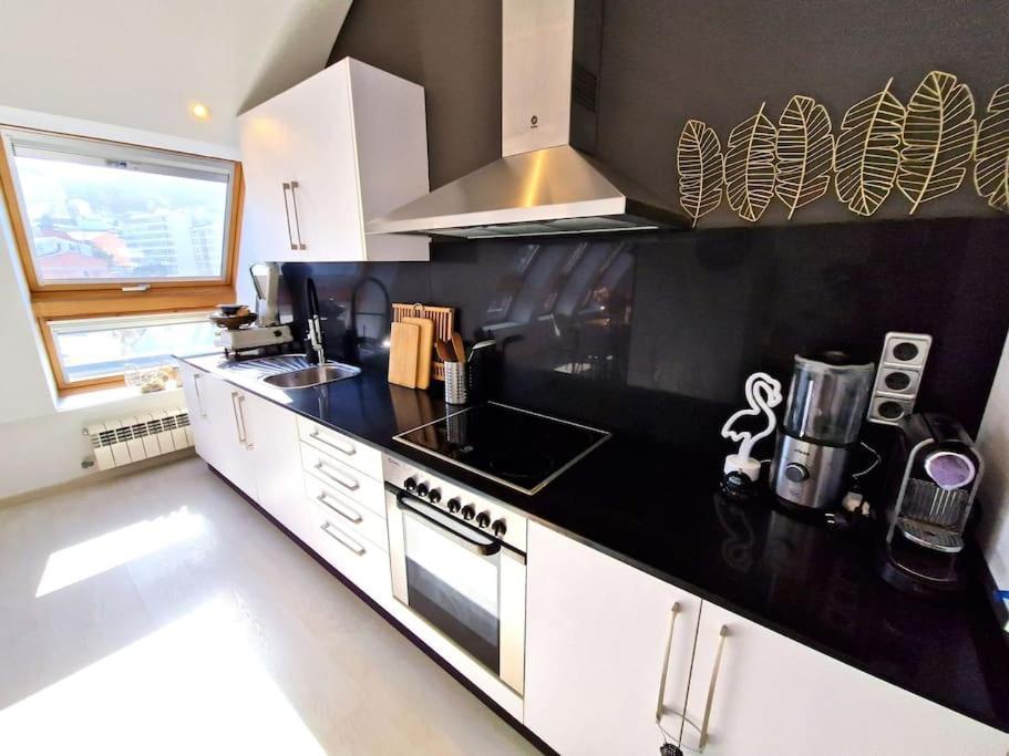 Apartamento Deluxe Vistas Al Mar Burela Экстерьер фото